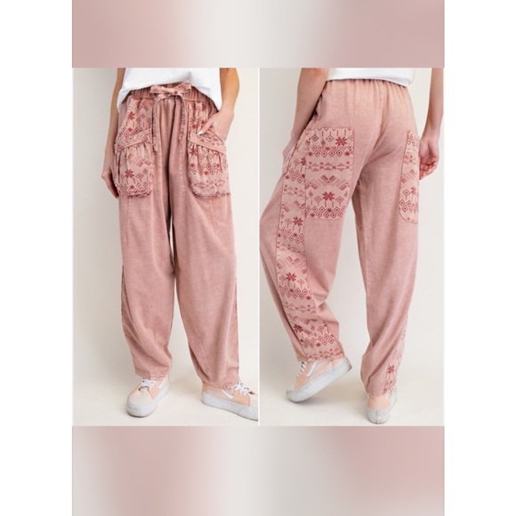easel Pants - NWT Easel tribal print mixed mineral washed Women's Pants